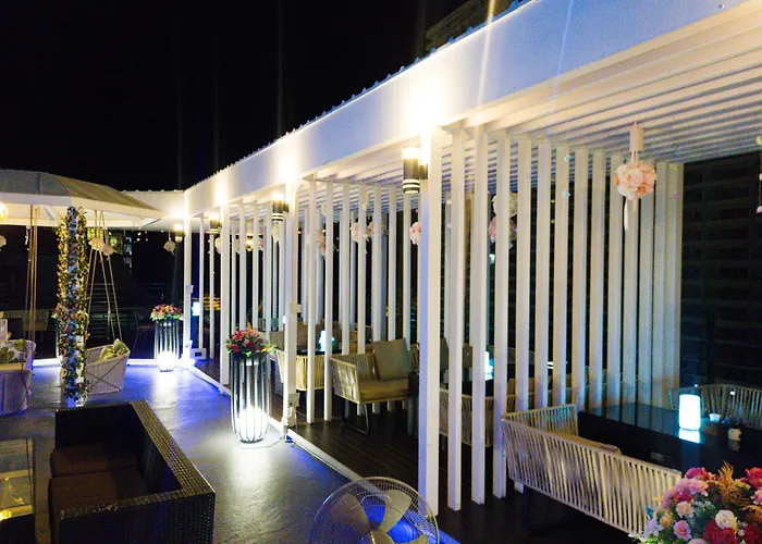 Ht9 Hotel
