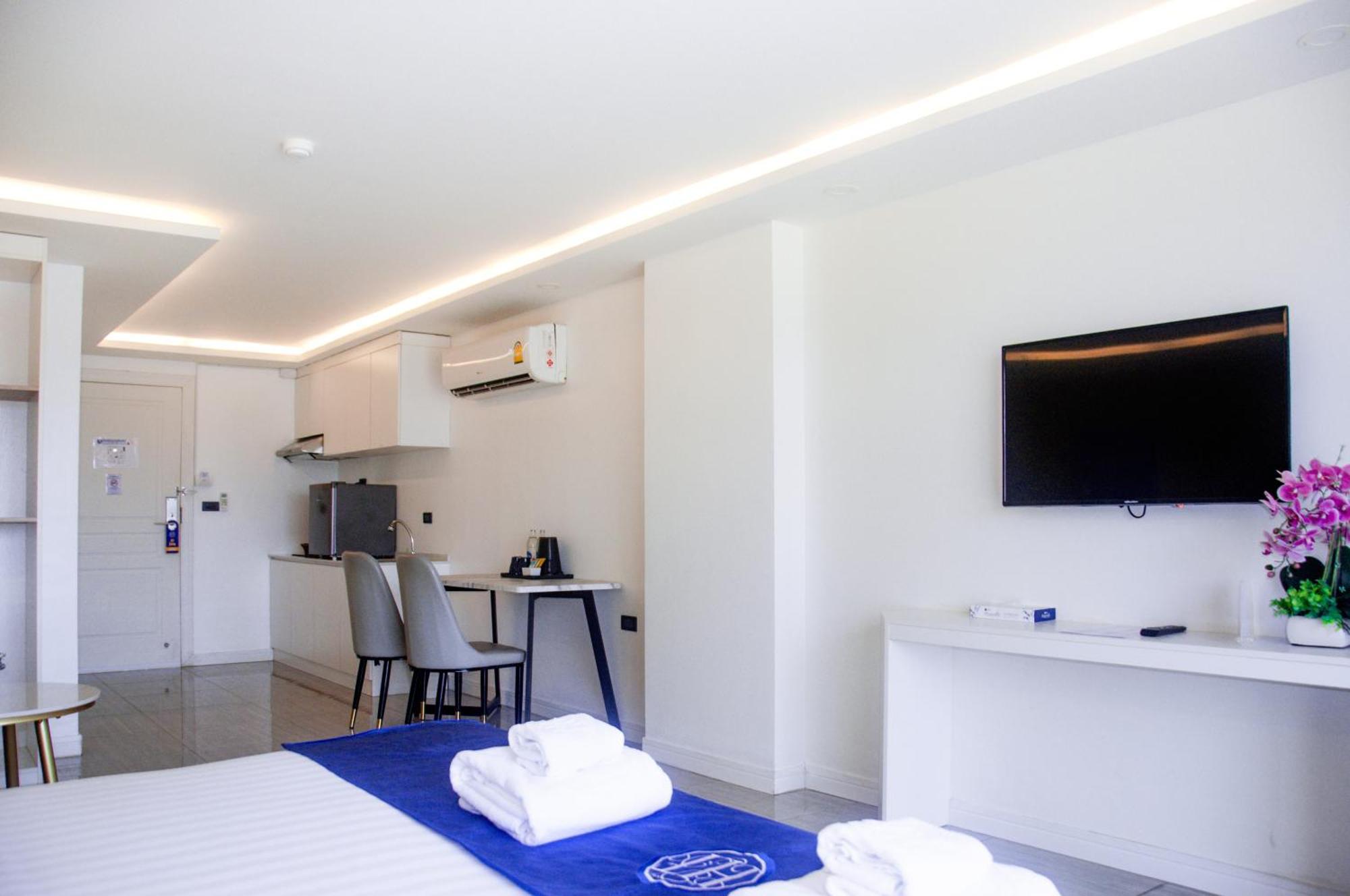 Hotel Ht9 3*
