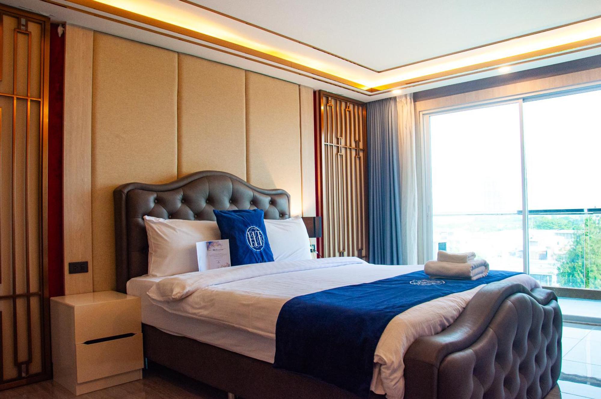 Hotel Ht9 3*