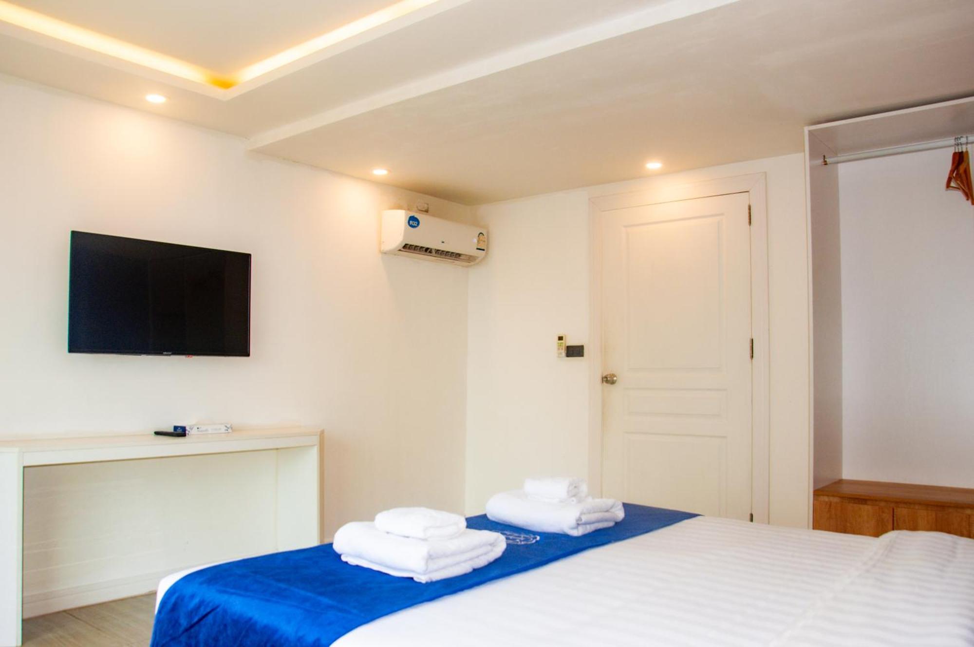 Ht9 Hotel 3*